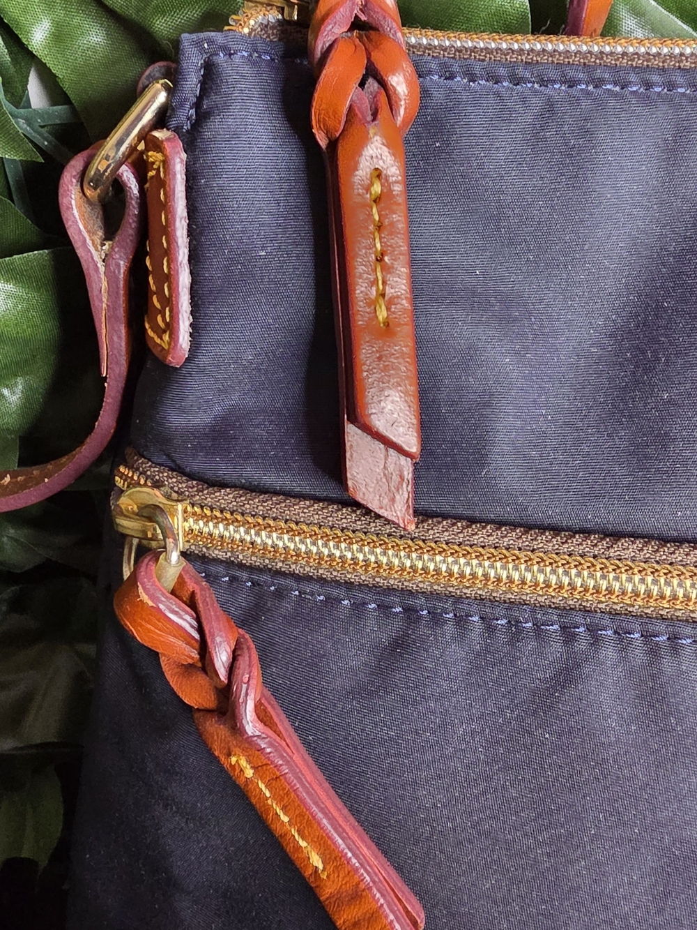 Black Crossbody Dooney & Bourke Nylon Bag with Brown Leather Trim - Picture 3 of 8